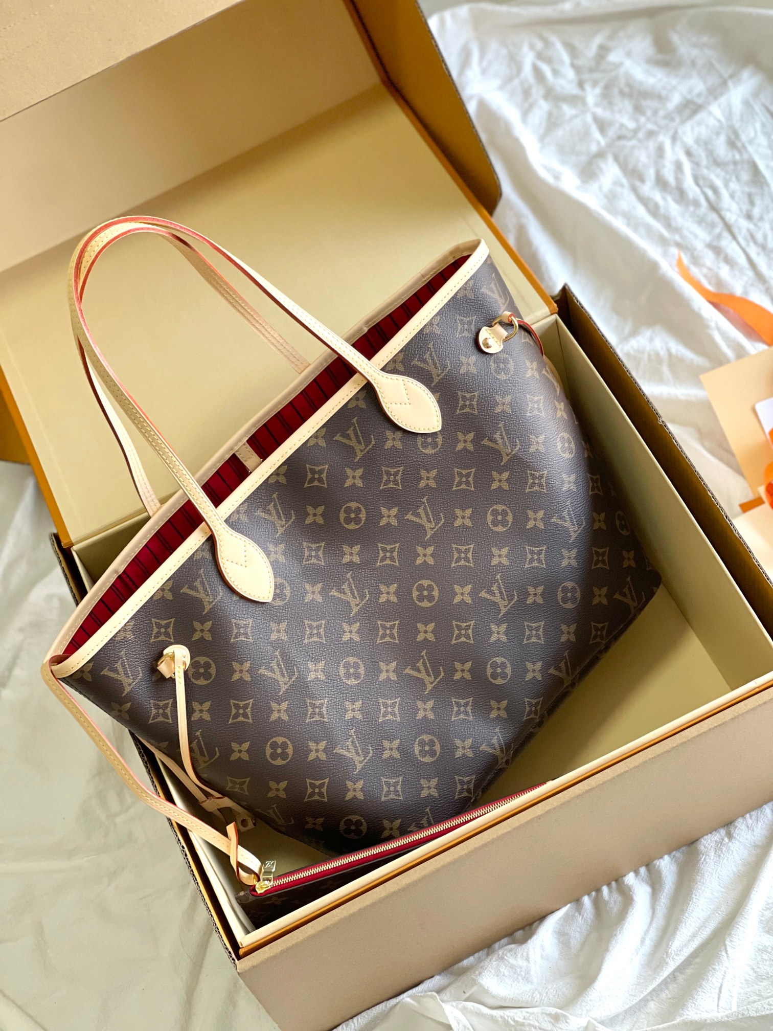 LV Shopping Bags